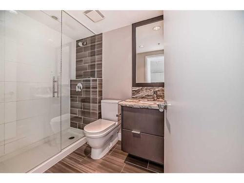 2504-510 6 Avenue Se, Calgary, AB - Indoor Photo Showing Bathroom