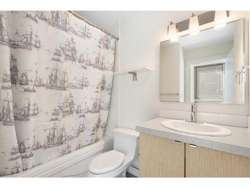501-788 12 Avenue Sw, Calgary, AB - Indoor Photo Showing Bathroom