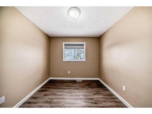 152 Martinview Close Ne, Calgary, AB - Indoor Photo Showing Other Room