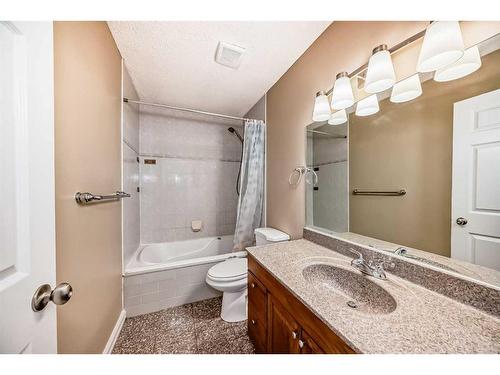 152 Martinview Close Ne, Calgary, AB - Indoor Photo Showing Bathroom
