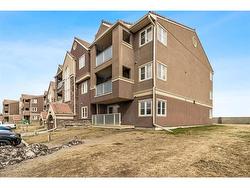 1511-1500 Edenwold Heights NW Calgary, AB T3A 3V2