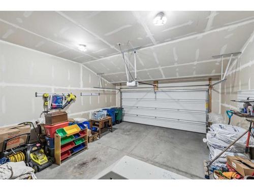 78 Bayview Circle Sw, Airdrie, AB - Indoor Photo Showing Garage