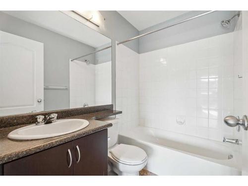 1313-604 East Lake Boulevard Ne, Airdrie, AB - Indoor Photo Showing Bathroom