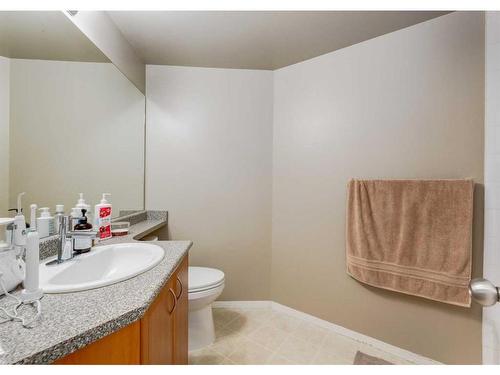 1101-1121 6 Avenue Sw, Calgary, AB - Indoor Photo Showing Bathroom