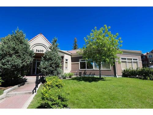 2422-3400 Edenwold Heights Nw, Calgary, AB - Outdoor