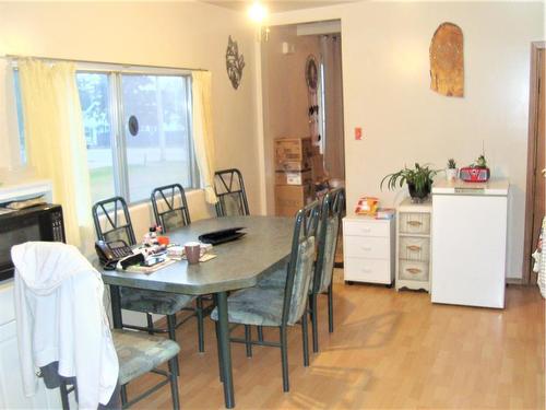 102 2Nd Avenue North, Torrington, AB - Indoor Photo Showing Dining Room