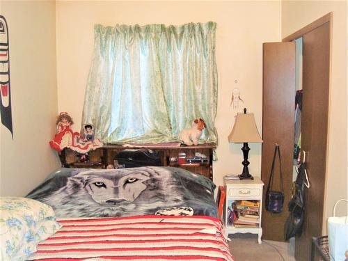 102 2Nd Avenue North, Torrington, AB - Indoor Photo Showing Bedroom