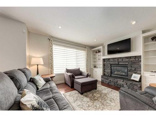 68 Westland Crescent Sw, Calgary, AB - Indoor Photo Showing Living Room With Fireplace