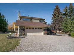 28 Poplar Hill Place  Rural Rocky View County, AB T3R 1C7