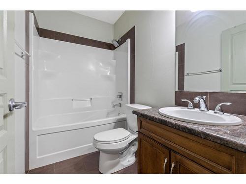 381 Saddlemont Boulevard Ne, Calgary, AB - Indoor Photo Showing Bathroom