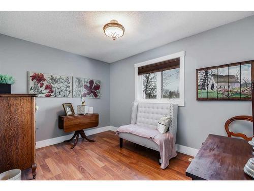 62 Downey Road, Okotoks, AB - Indoor Photo Showing Bedroom