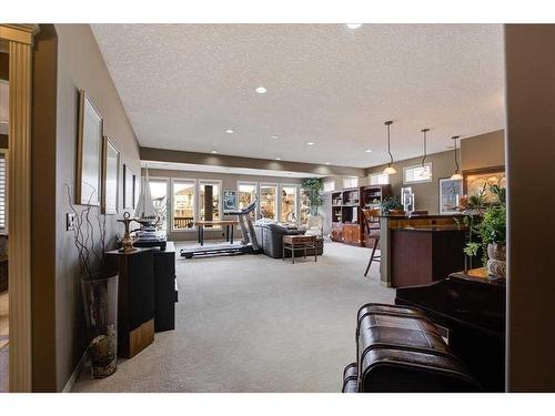 22 Tuscany Estates Crescent Nw, Calgary, AB - Indoor Photo Showing Other Room