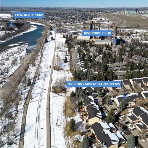 393 Point Mckay Gardens Nw, Calgary, AB - Outdoor With View