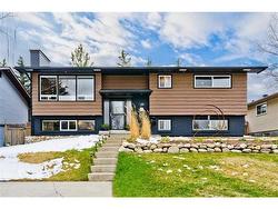 316 Canniff Place SW Calgary, AB T2W 2L9
