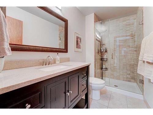324 Coach Grove Place Sw, Calgary, AB - Indoor Photo Showing Bathroom