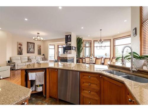34 Elveden Drive Sw, Calgary, AB - Indoor Photo Showing Kitchen With Double Sink