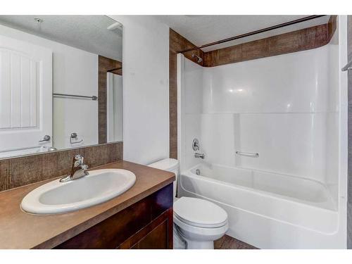 1211-175 Panatella Hill Nw, Calgary, AB - Indoor Photo Showing Bathroom