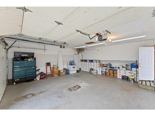 5608 43 Street Close, Olds, AB - Indoor Photo Showing Garage