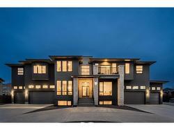 132 Fortress Bay SW Calgary, AB T3H 0T3