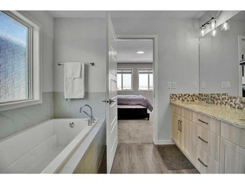 138 Creekside Way Sw, Calgary, AB - Indoor Photo Showing Bathroom