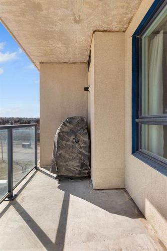 614-8710 Horton Road Sw, Calgary, AB - Outdoor With Balcony With Exterior