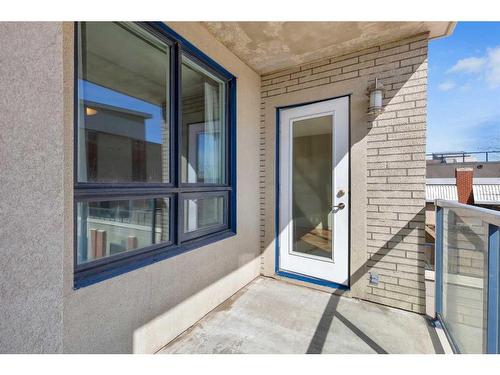 614-8710 Horton Road Sw, Calgary, AB - Outdoor With Exterior
