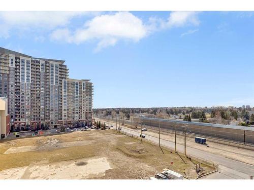 614-8710 Horton Road Sw, Calgary, AB - Outdoor With View