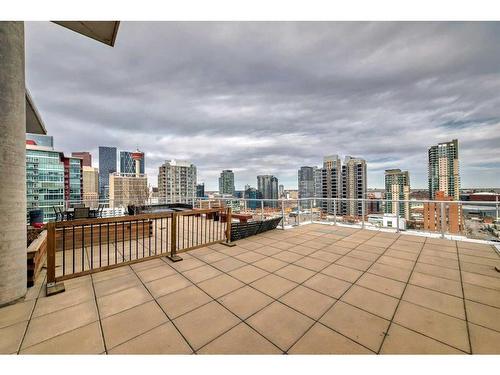 204-188 15 Avenue Sw, Calgary, AB - Outdoor With View
