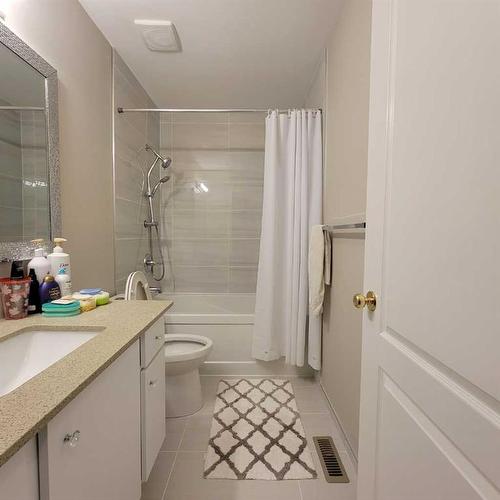 201 Tuscany Ravine Terrace, Calgary, AB - Indoor Photo Showing Bathroom