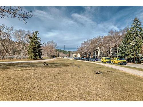 308-518 33 Street Nw, Calgary, AB - Outdoor With View