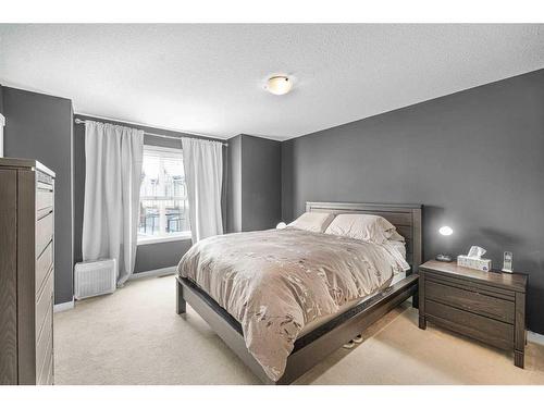13 Sherwood Lane Nw, Calgary, AB - Indoor Photo Showing Bedroom