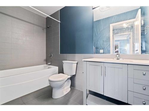 206-14808 26 Street Nw, Edmonton, AB - Indoor Photo Showing Bathroom
