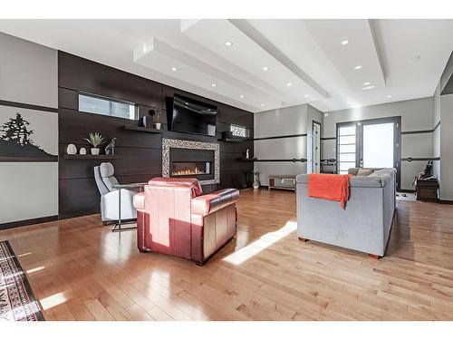 127 35 Street Nw, Calgary, AB - Indoor With Fireplace