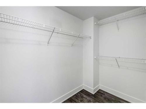 507-550 Riverfront Avenue Se, Calgary, AB - Indoor With Storage