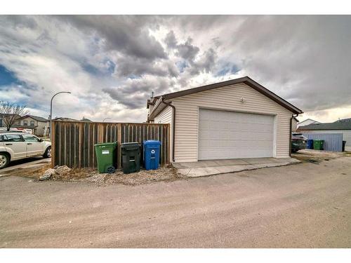 9195 Saddlebrook Drive Ne, Calgary, AB - Outdoor With Exterior