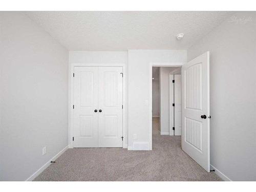 113 Midtown Close Sw, Airdrie, AB - Indoor Photo Showing Other Room