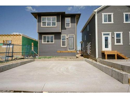 113 Midtown Close Sw, Airdrie, AB - Outdoor