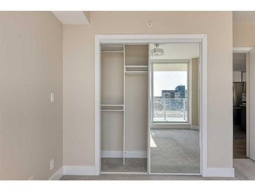 610-510 6 Avenue Se, Calgary, AB - Indoor Photo Showing Other Room