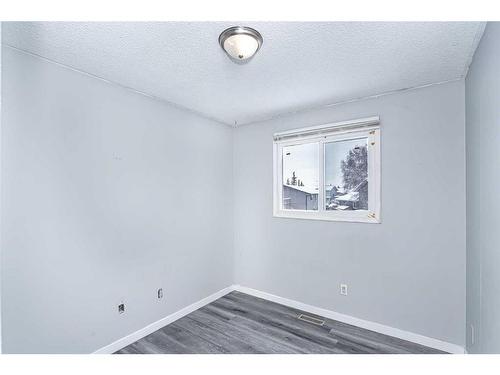 6079 Martingrove Road Ne, Calgary, AB - Indoor Photo Showing Other Room