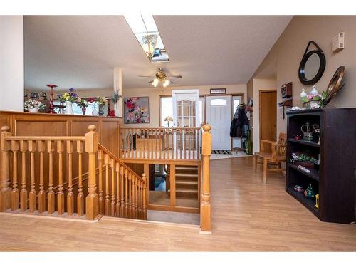 2985 100 Street Se, Calgary, AB - Indoor Photo Showing Other Room