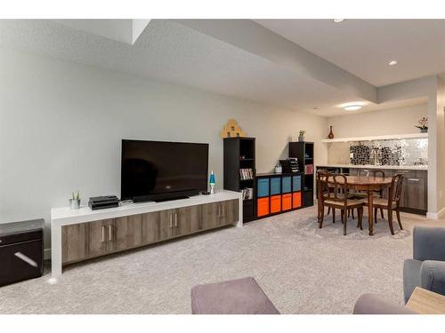 2236 Bowness Road Nw, Calgary, AB - Indoor