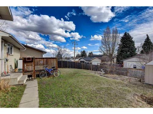 5015 Whitehorn Drive Ne, Calgary, AB - Outdoor With Deck Patio Veranda