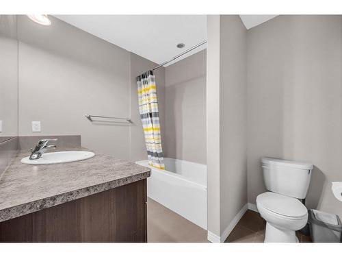 25 Cityscape Court Ne, Calgary, AB - Indoor Photo Showing Bathroom