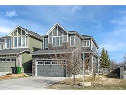 4 Westmore Place SW Calgary, AB T3H 0Z2