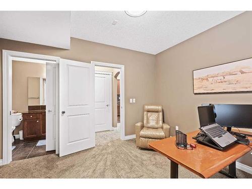 9058 14 Avenue Sw, Calgary, AB - Indoor Photo Showing Office