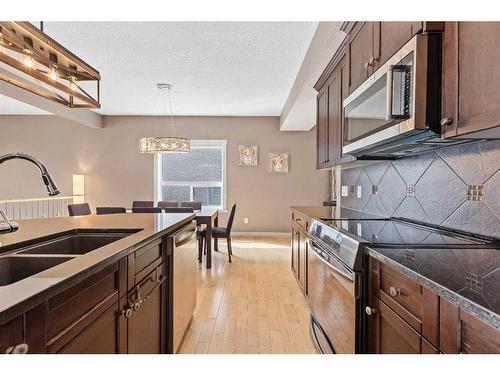 9058 14 Avenue Sw, Calgary, AB - Indoor Photo Showing Kitchen With Double Sink With Upgraded Kitchen