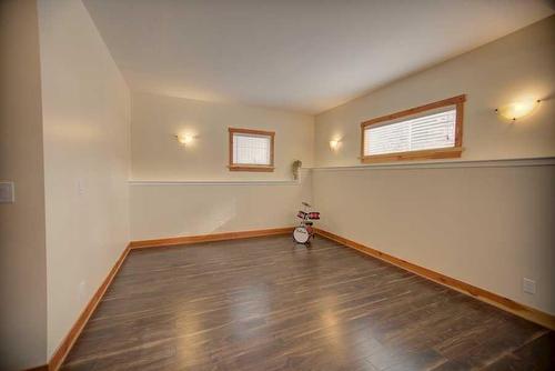 13501 20 Avenue, Blairmore, AB - Indoor Photo Showing Other Room