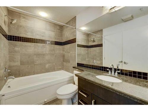 709-1410 1 Street Se, Calgary, AB - Indoor Photo Showing Bathroom