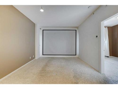 709-1410 1 Street Se, Calgary, AB - Indoor Photo Showing Other Room