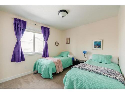 164 Royal Oak Terrace Nw, Calgary, AB - Indoor Photo Showing Bedroom